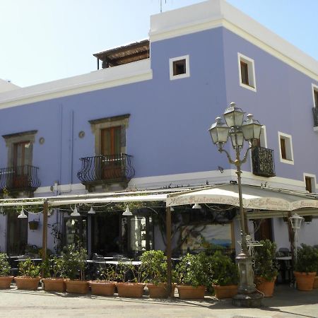 Case Vacanze Albamarina Lipari  Exteriör bild