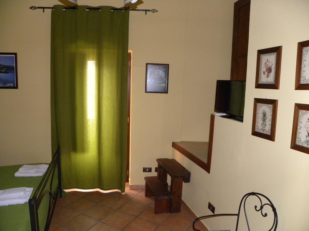 Case Vacanze Albamarina Lipari  Rum bild