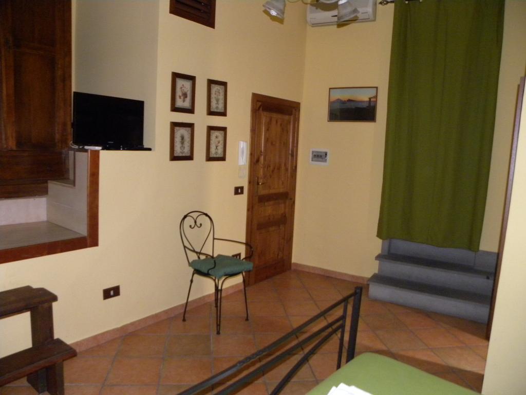 Case Vacanze Albamarina Lipari  Rum bild