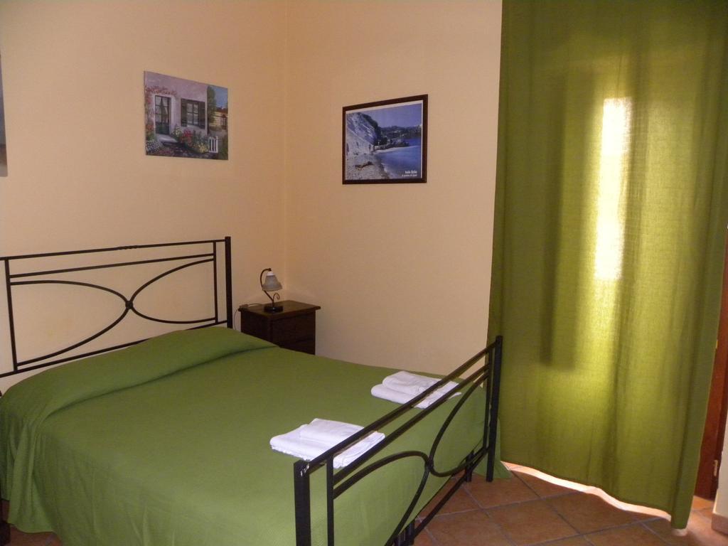 Case Vacanze Albamarina Lipari  Rum bild