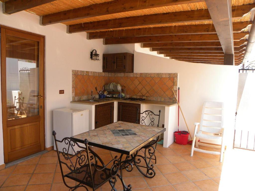 Case Vacanze Albamarina Lipari  Rum bild